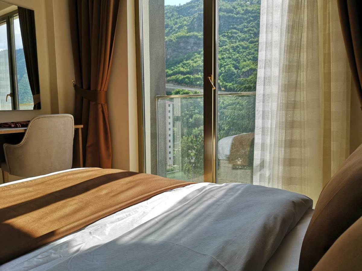 Grand Mela Hotel Macka Bagian luar foto
