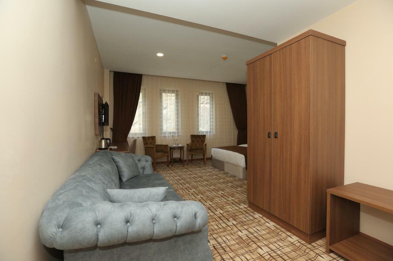 Grand Mela Hotel Macka Bagian luar foto