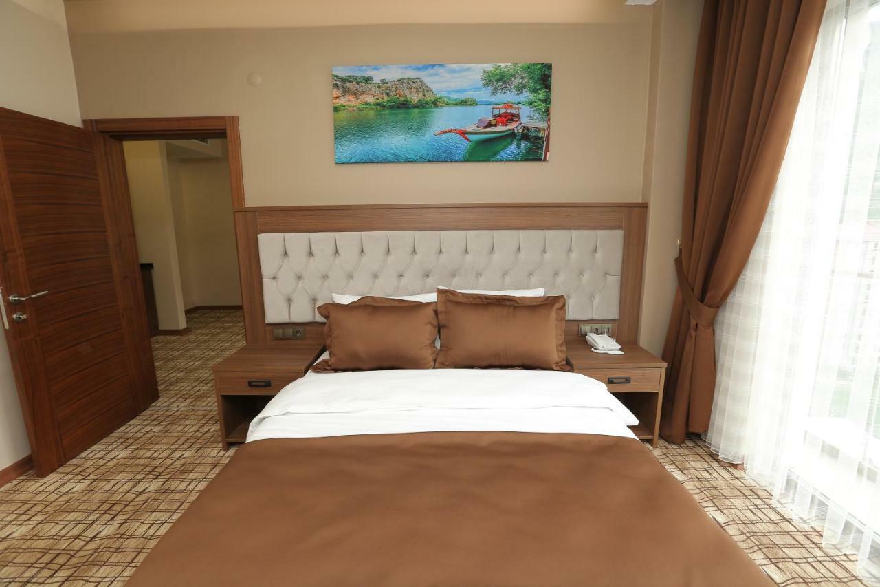 Grand Mela Hotel Macka Bagian luar foto