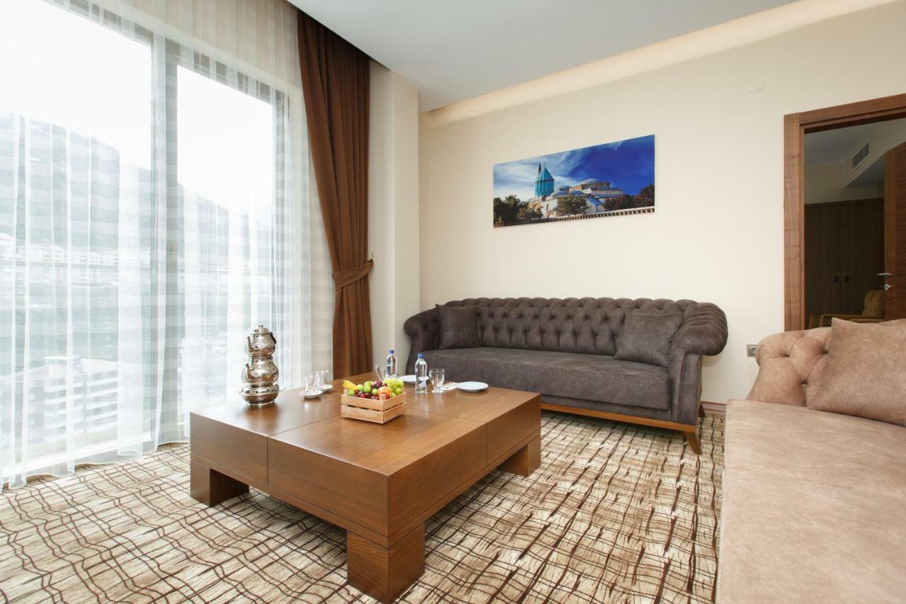 Grand Mela Hotel Macka Bagian luar foto