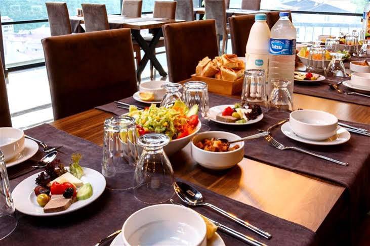Grand Mela Hotel Macka Bagian luar foto